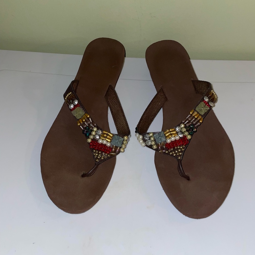 Brown beaded strap woman sandals